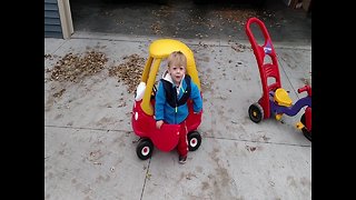 LOL – Little Boy Misunderstands how his Toy Car Works