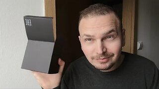 Watch UNBOXING