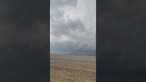 Large tornado near Ollie, Iowa