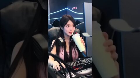 Hot Chinese Gamer Girl Reacts To Her Game