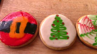 How To Decorate With Royal Icing For Beginners