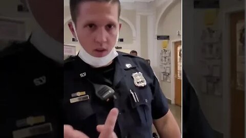 Cop upholds 1st amendment