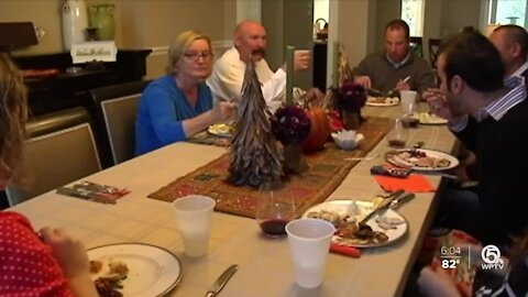 CDC warns against large Thanksgiving gatherings