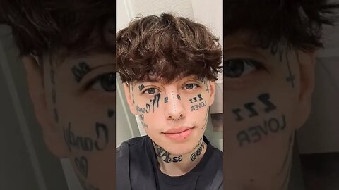 Lil Xan sem as tatuagens no rosto #photoshop