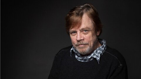 Mark Hamill Suggests Giving Donald Trump's Hollywood Star To Carrie Fisher
