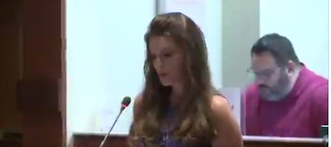 Teacher Laura Morris Tells Loudoun School Board 'I Quit'