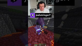 We need more lava 😱😂#5tringer #minecraft #minecraftpocketedition #twitch #shorts