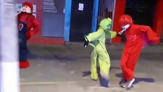 SUPER PULO NINJA NA CARRETA DA ALEGRIA TRIPLO X, DANÇANDO FOFÃO, CHAVES E BEN10, LIKE 95