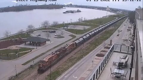 NB CP 577 Ethanol with River Action at Muscatine, IA on April 15, 2022 #Steel Highway#