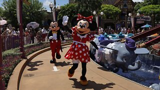Disney Shuts Down Hong Kong Theme Park Again Over COVID-19