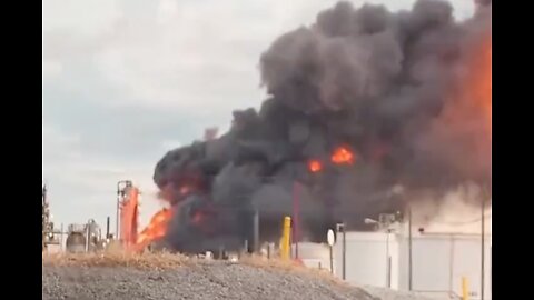 Massive Refineries Are Burning NOW!!! + Fire at Tungis International Market, One of the Largest Wholesale Food Markets in the World, in Paris, France.
