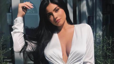 Kylie Jenner Reveals Her BIGGEST FEAR About Giving Birth with Only 4 Weeks Left