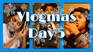 Vlogmas Day 5 - working, roller skating, and the matrix