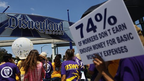 Disneyland Resort Employees Approve Contract To Raise Minimum Wage