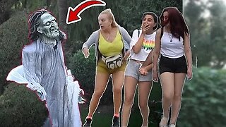 Ultimate Awesome Bushman Scare Prank. Fantastic Amazing Reactions #2023