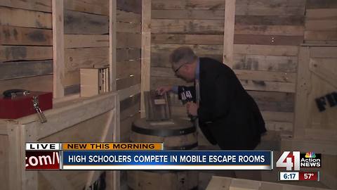 Local high schoolers compete in mobile 'escape room' races