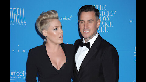 Carey Hart pleased to show off his ‘vulnerable side’ in wife Pink's Amazon doc