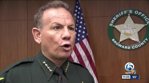 Parkland shooting: Florida ex-sheriff Scott Israel challenges suspension