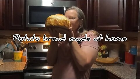 This Potato Bread is Absolutely DELICIOUS! #potatobreadrecipe #hedgehogshomestead