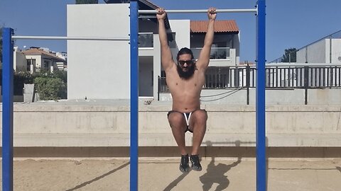 Bulk Day 93: PULL | Pulling At A New Calisthenics Park