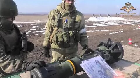 DPR soldiers being trained how to use NLAW anti tank missiles captured from the Ukrainian militar