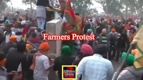 Farmworkers in India protest over crop prices