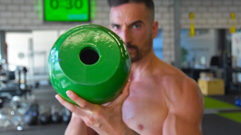 This Kettlebell Workout Will Give You The Body Of a SUPERHERO
