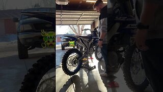 2023 Yamaha YZ450F revving in the garage. #yamaha #yz450f #blucru