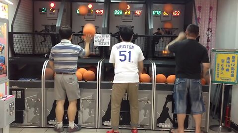 This Arcade Basketball Player will shock you!!