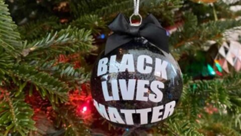 "I'm Dreaming Of A Black Lives Matter Christmas" BLM To Boycott “White” Companies This Xmas Season