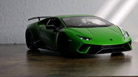 Lamborghini Huracan Diecast 1/18 model