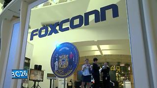 Wisconsin board approves Foxconn contract terms