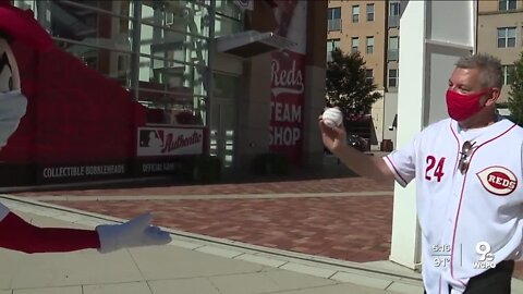 Findlay Market Parade Committee delivers first pitch baseball to GABP