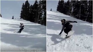 Ecco come non fare un filmato di snowboard!