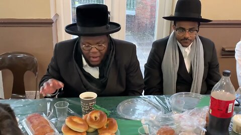 Nissim Black visits & inspires at Darchei Torah Manchester with R AY Goldman! Part 1.