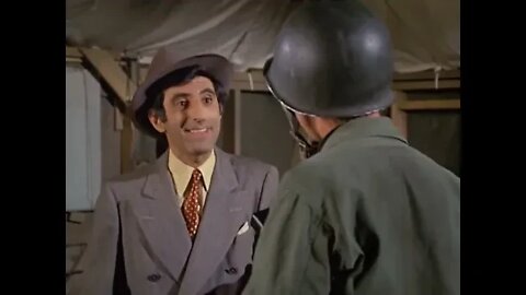 M*A*S*H - Klinger's Not One Of Life's Volunteers