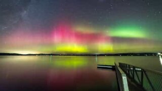 Incredibile time-lapse di un aurora australe in Tasmania
