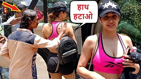 Malaika Arora Brutally Ignore Beggars For Asking Money 😮😮😮, See What Happens