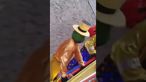 DANÇARINOS SUPER NINJAS DA CARRETA DA ALEGRIA FURACÃO, DANÇANDO FOFÃO, O MÁSKARA, BEN10 E PATATI