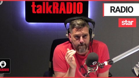 Presenter Iain Lee saved a man's life by talking on air for 30 minutes after saying he overdosed