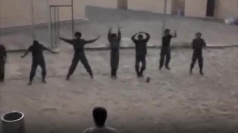 20170825_Iraqi Soldiers Can't Do Jumping Jacks