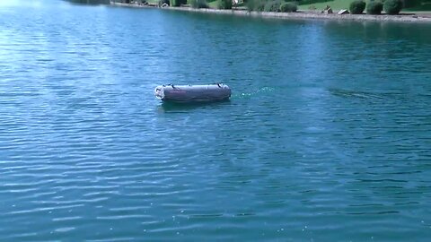 Man arrested after driving car into Sahuarita Lake