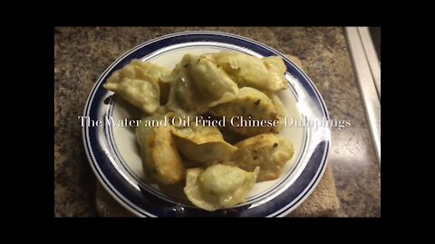 The Water and Oil Fried Chinese Dumplings 西葫芦鸡蛋馅水煎饺子