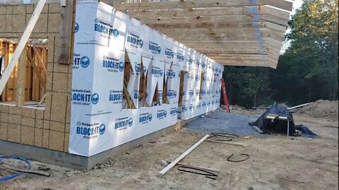 Southern IL VRBO rustic cabin build update! Trusses are up!