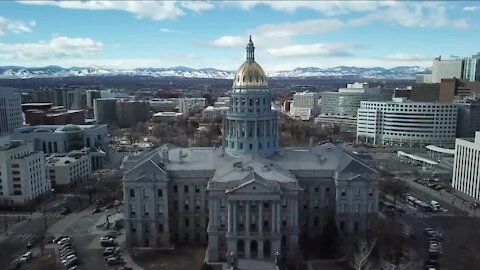 Colorado lawmakers seek to extend licensing to undocumented immigrants