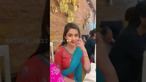 ARISHA Apni Sister k sath Walima k event me Mastian #arisharazikhan #sister #bts #event #tkdvidzpr