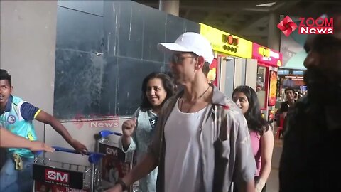 Hrithik Roshan Arrived back from Abu Dhabi after Attending the IIFA AWARDS 😎🔥📸