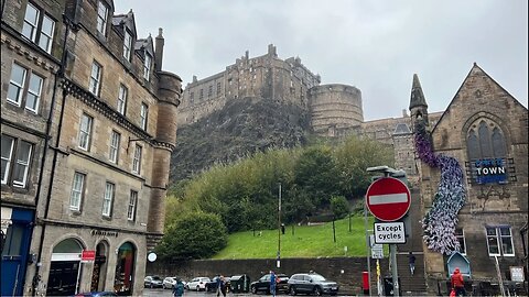 Edinburgh LIVE: Stormy Old Town