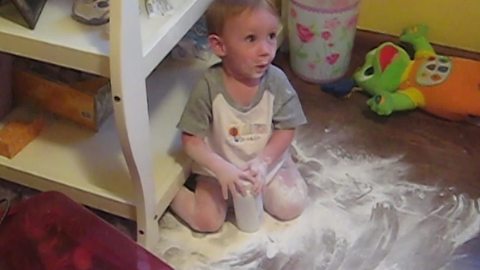 10 Babies Who Made An *unbelievable* Mess