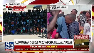 Over 4,000 Migrants Cross US Border in One Morning